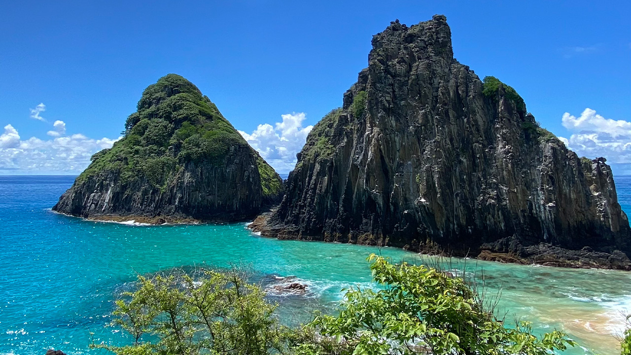 Onde fica Fernando de Noronha? Saiba como chegar à ilha