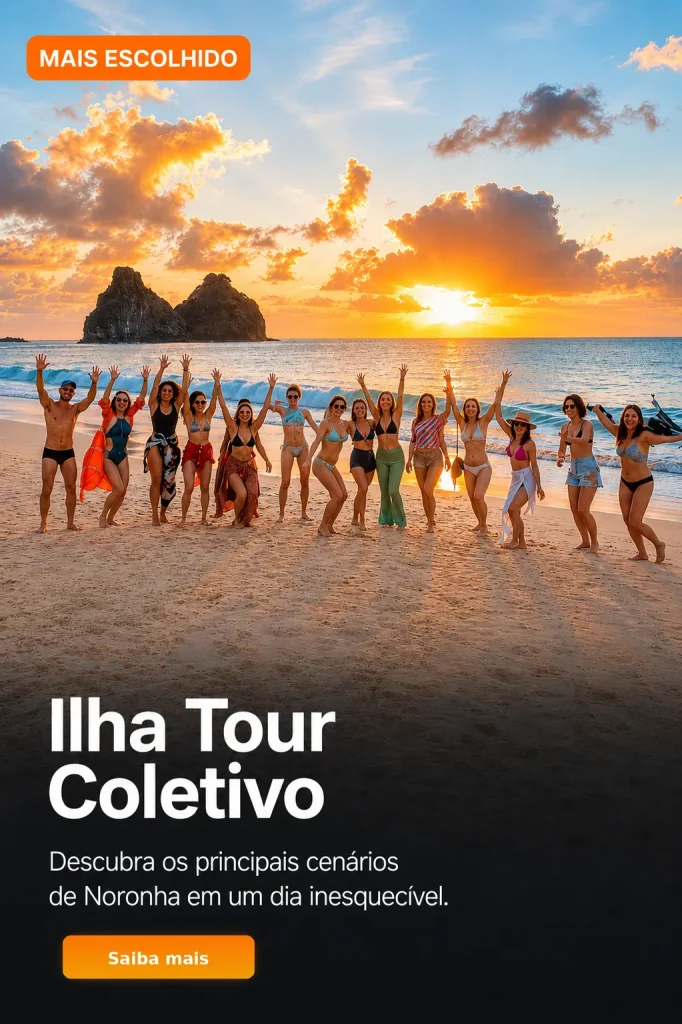 Grupo de turistas aproveitando o pôr do sol durante o passeio Ilha Tour Coletivo em Fernando de Noronha